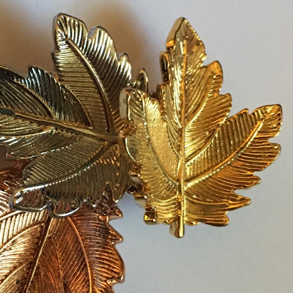 Vintage Autumn Leaf Brooch Pin, Fall Maple Tree Leaves, Gold, Silver, Bronze - Picture 6 of 10